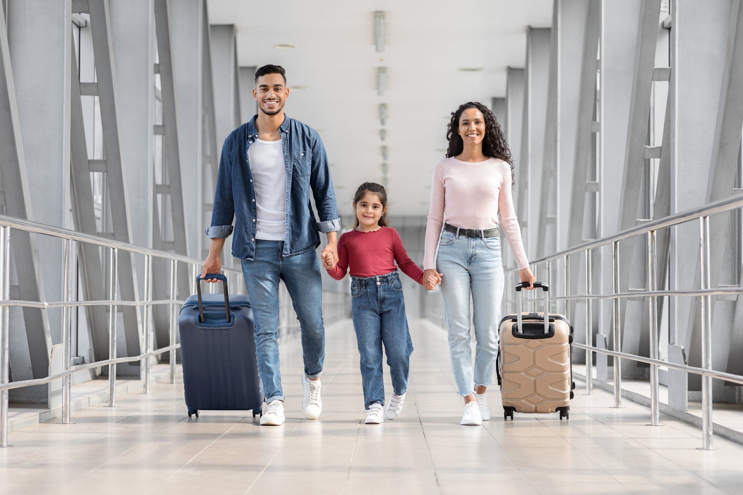 How to Handle Lead Handoffs Between Travel Agents